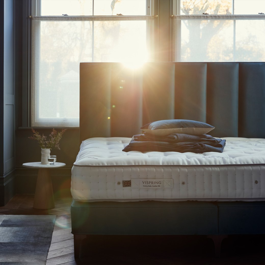 Vispring Classic Shallow Divan Base - King Vispring Classic Shallow Divan Base - King