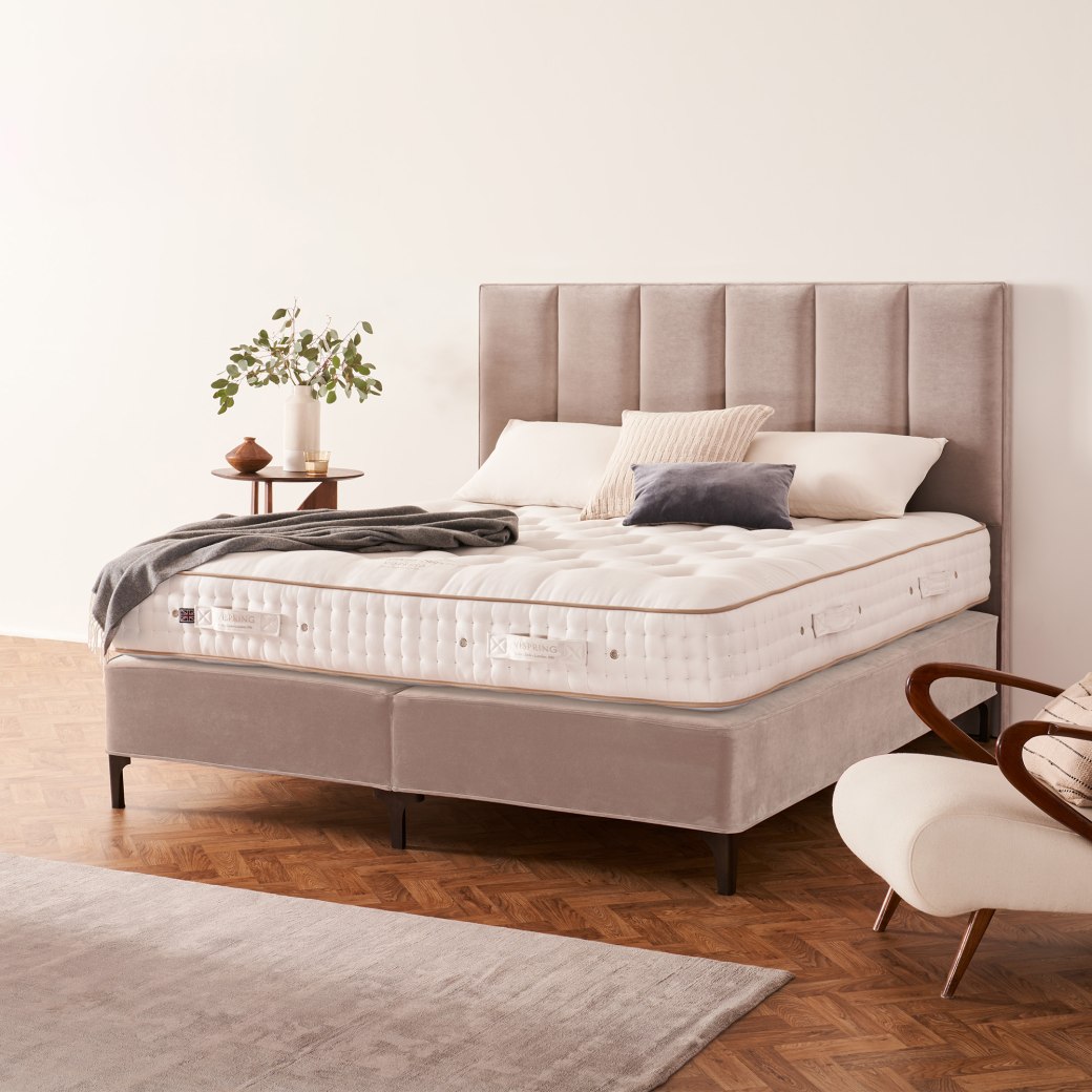 Vispring Luxe Low Divan Base - King Vispring Luxe Low Divan Base - King