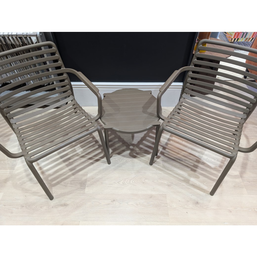 Nardi, 2x Doga Relax Chairs with Table Nardi, 2x Doga Relax Chairs with Table