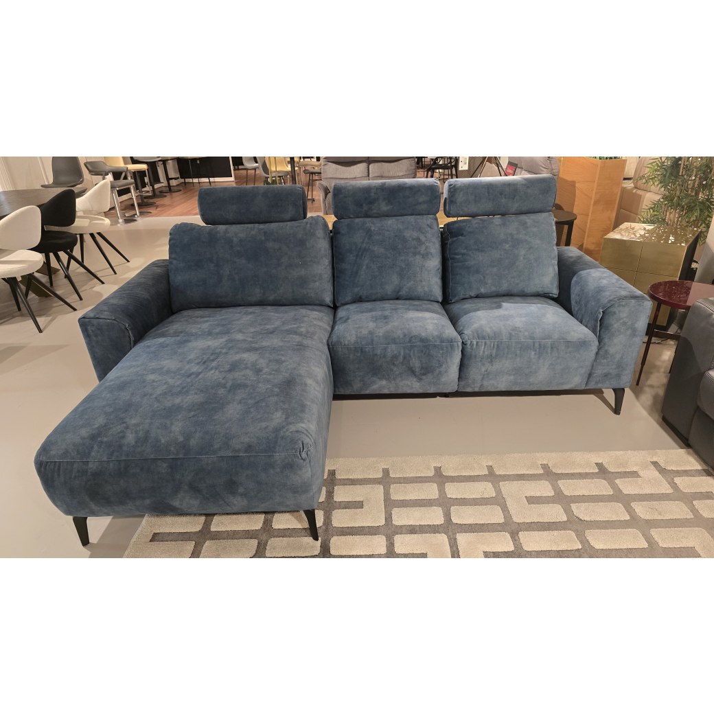 Agrino Corner Group with 3x Neck Cushions Agrino Corner Group with 3x Neck Cushions