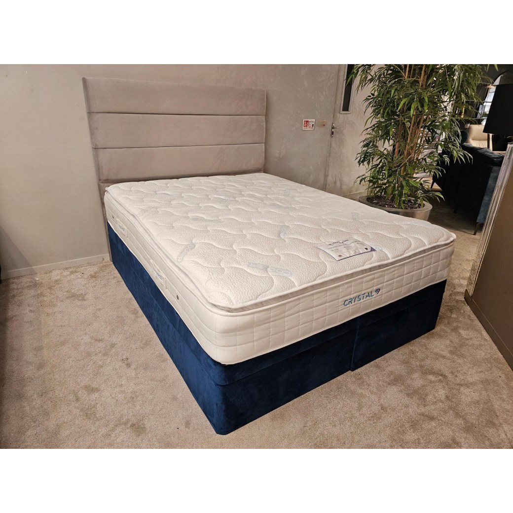 SLEEPEEZEE CRYSTAL COMFORT MATTRESS KINGSIZE OTTOMAN WITH HEADBOARD SLEEPEEZEE CRYSTAL COMFORT MATTRESS KINGSIZE OTTOMAN WITH HEADBOARD