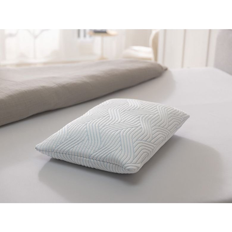 Tempur Cloud SmartCool Pillow- Medium | Lee Longlands