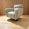 Tullio Swivel Chair in Leather Tullio Swivel Chair in Leather