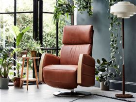 Ercol Noto leather and oak recliner