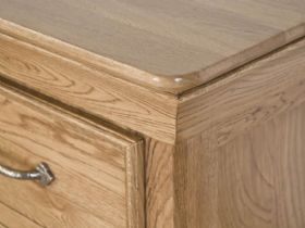 Padbury large chest with dovetailed drawers