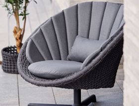 Cane-line Peacock Lounge Chair Swivel Base