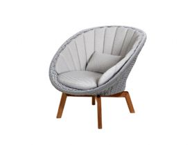 Light Grey Lounge Chair W/ Teak Legs Light Grey Focus