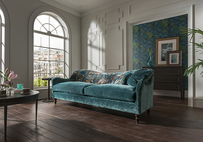 /live/blogs/house move tiffany grand sofa.jpg